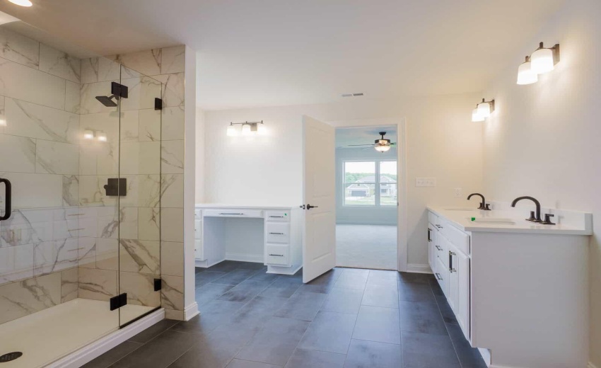 Huxley-Master-Bath-2