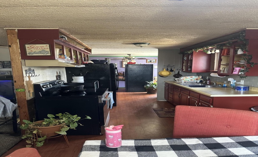 a8fbbb14-8728-4f0e-949e-b0655bc7b087