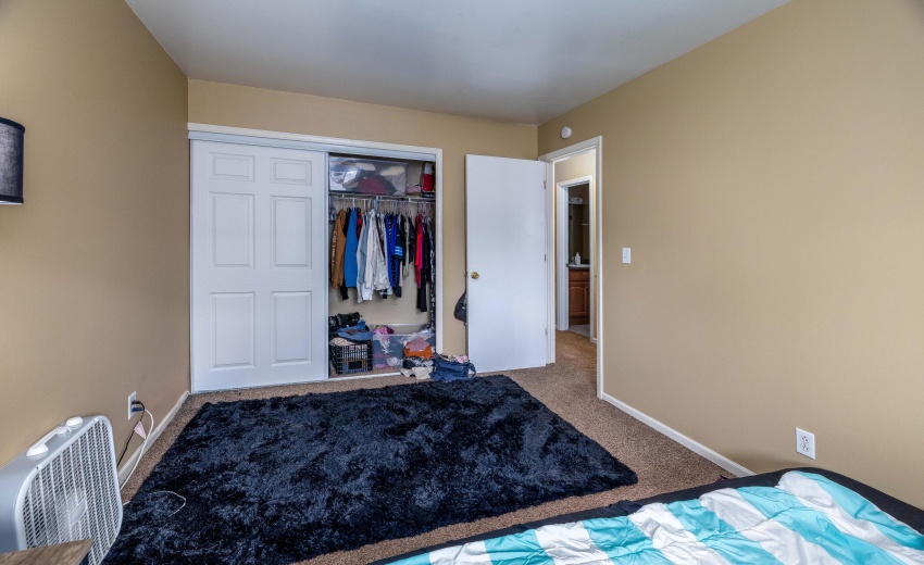 3 E Division Remington-32