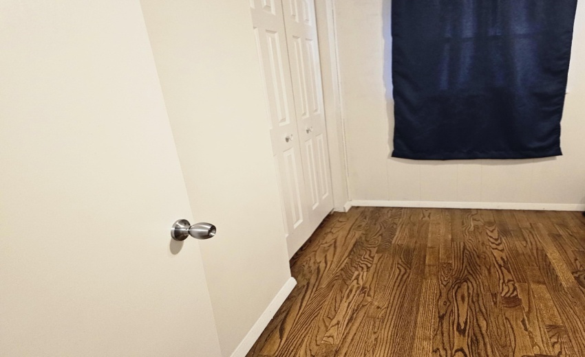BR 2, double closet