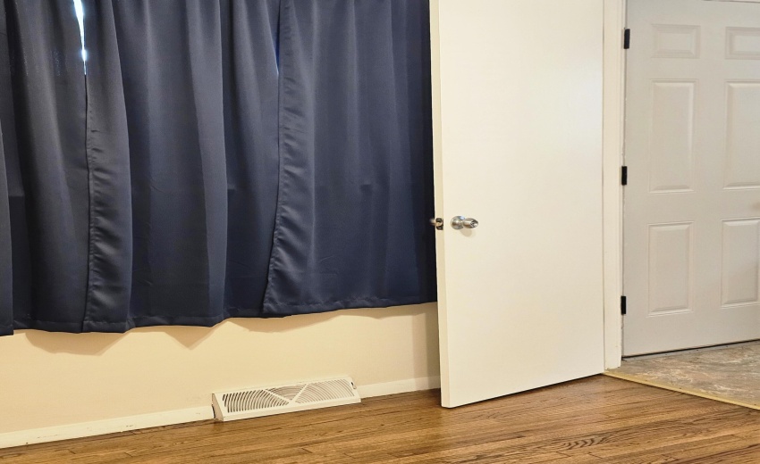 BR 3, has a door to get to back door