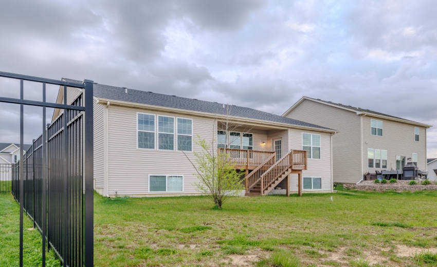 10122 W 144TH CT CEDAR LAKE-31