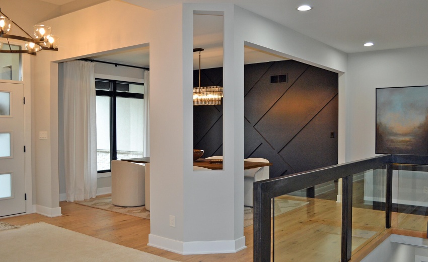 DINING ROOM OPEN TO FOYER N LR N KITCHEN