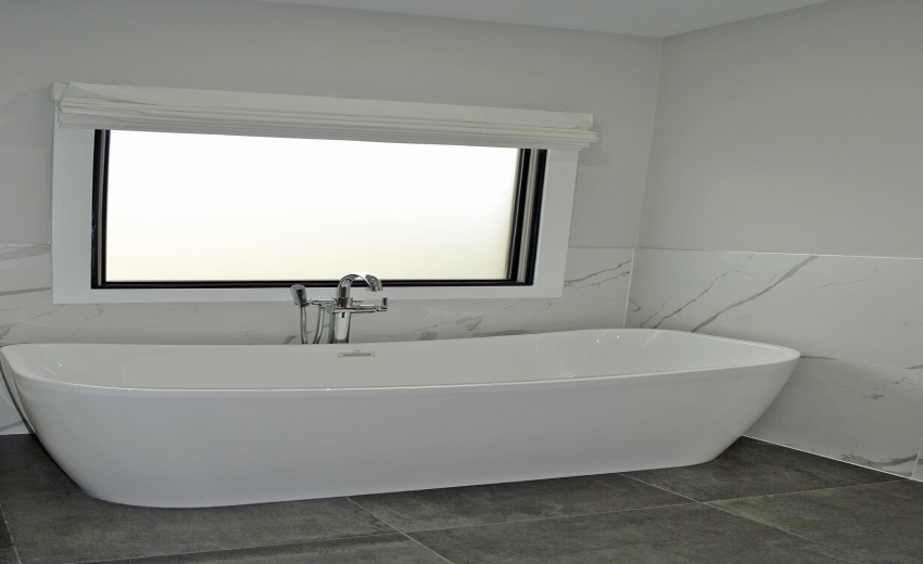 mba soaking tub