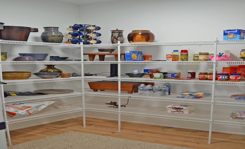 PANTRY WALK IN