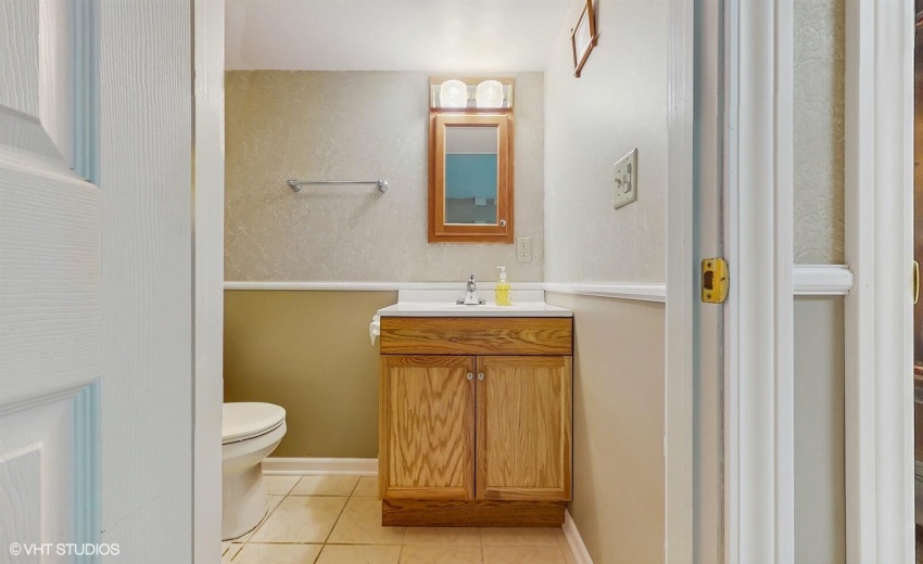 34_8844Oakwood_2034_Large