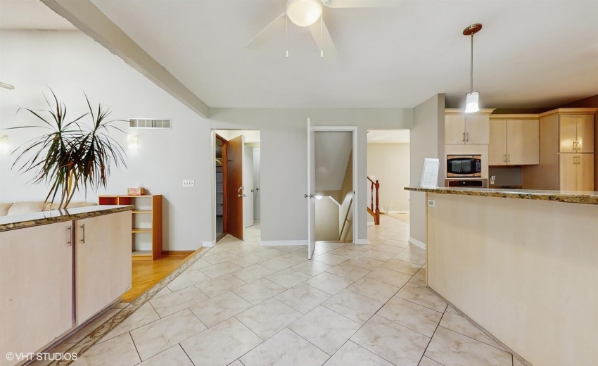 08_8844Oakwood_2008_Large