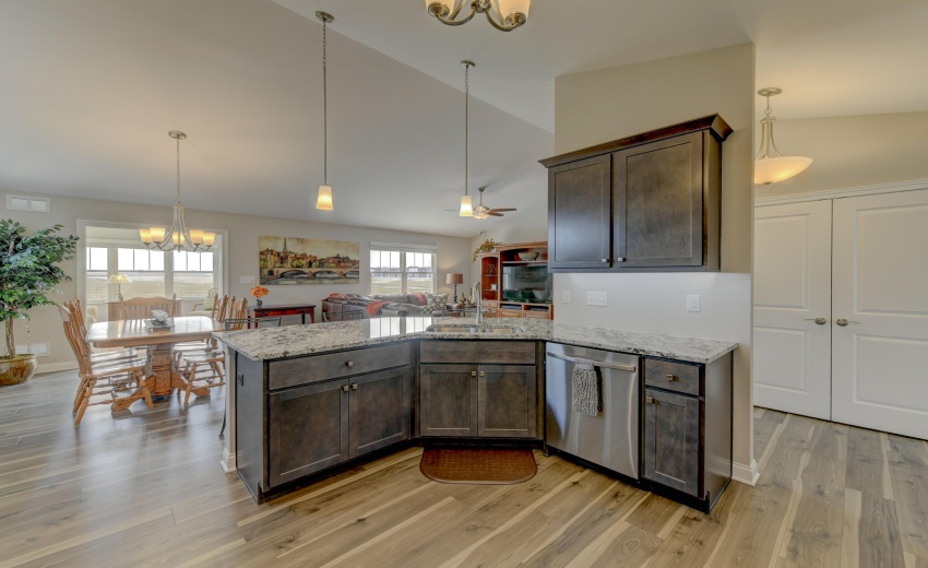 8595 Larkspur Terrace-24