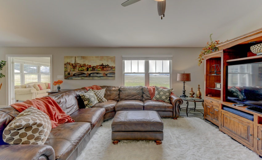 8595 Larkspur Terrace-15