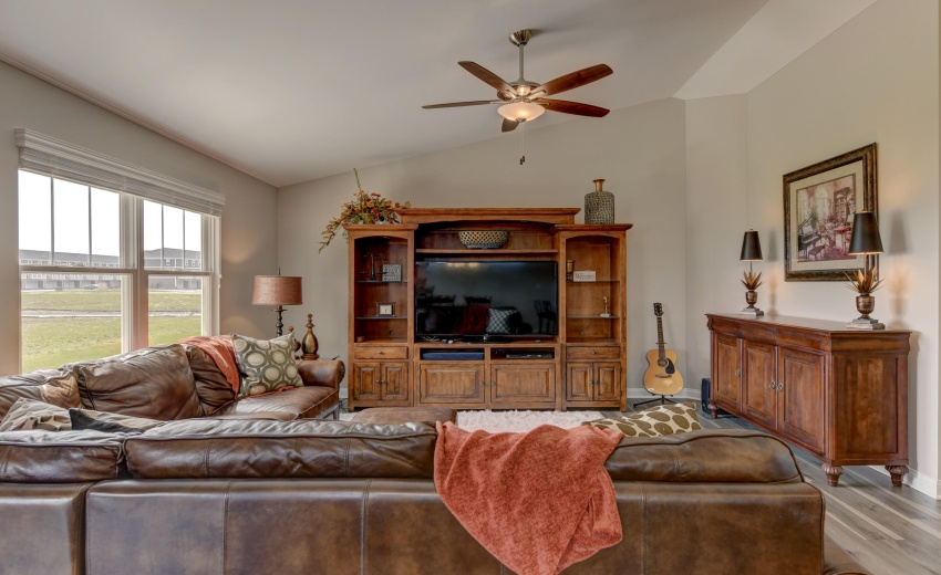 8595 Larkspur Terrace-16