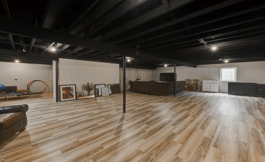 8595 Larkspur Terrace-26