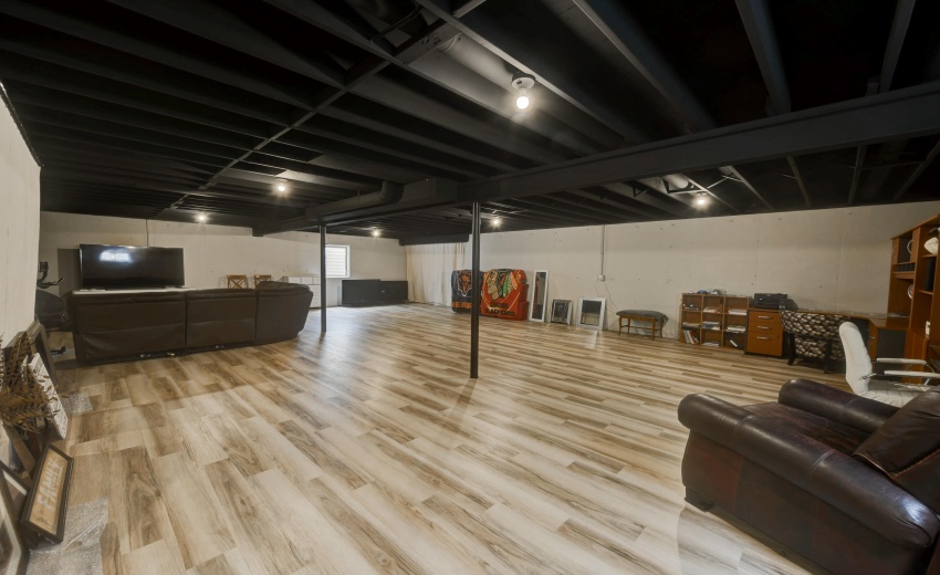 8595 Larkspur Terrace-25