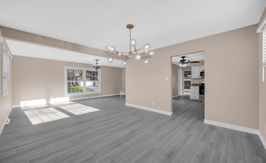 carriage liv rm din rm another view