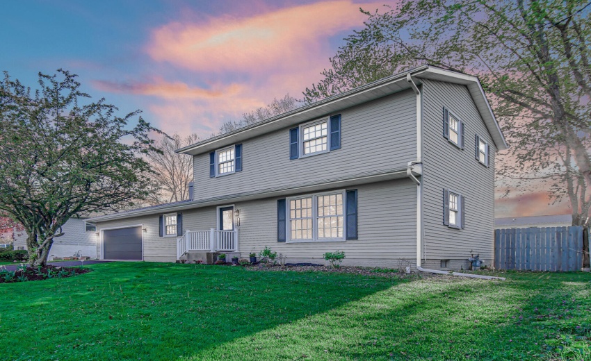 carriage ext 2 colored front