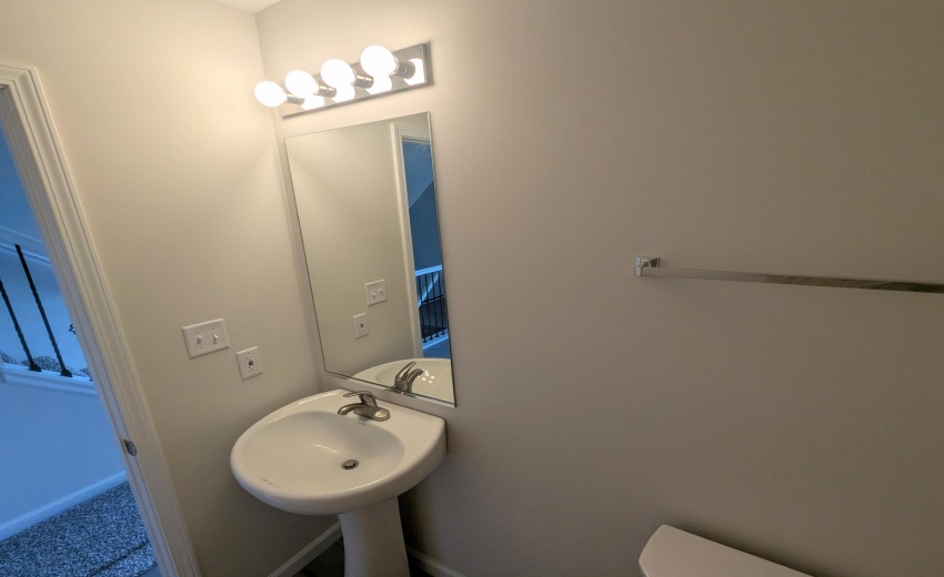 PXL_20260417_211650388