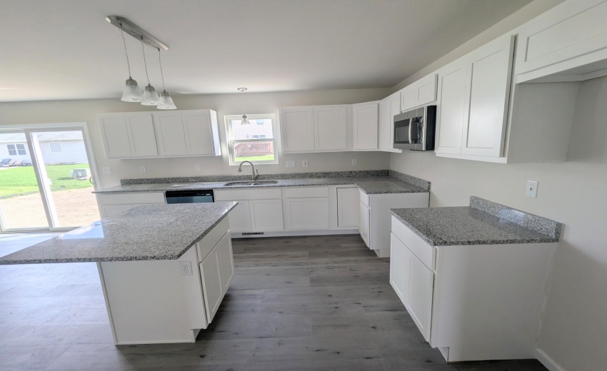 PXL_20260417_211440372