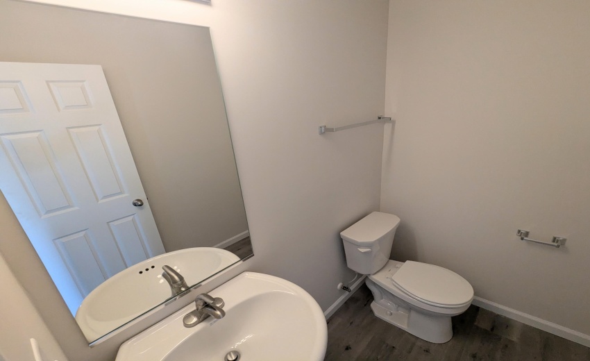 PXL_20260417_211710841