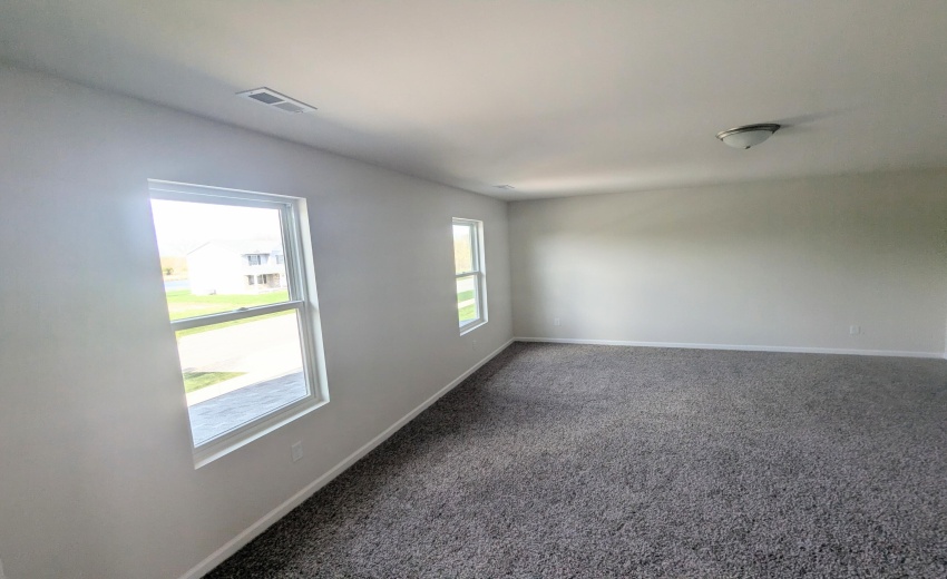 PXL_20260417_212818911