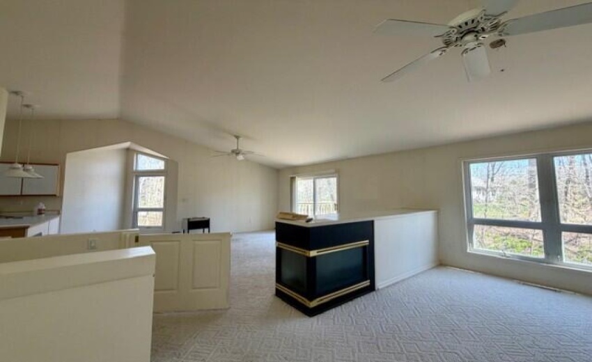 d7c12dc9-2e7b-4863-a14f-3114d70d67ea