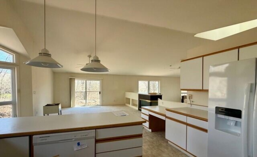 452e38ed-843e-49b9-8338-2f6d296e2293