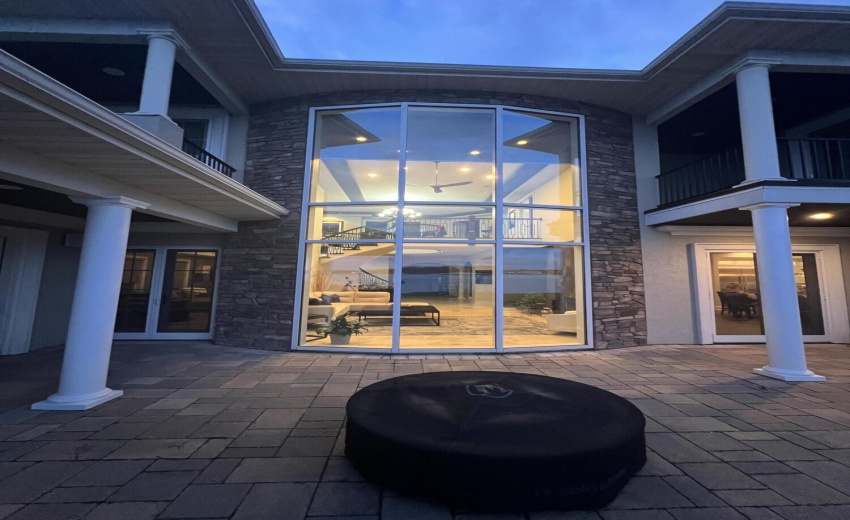 Back of house (lakeside)