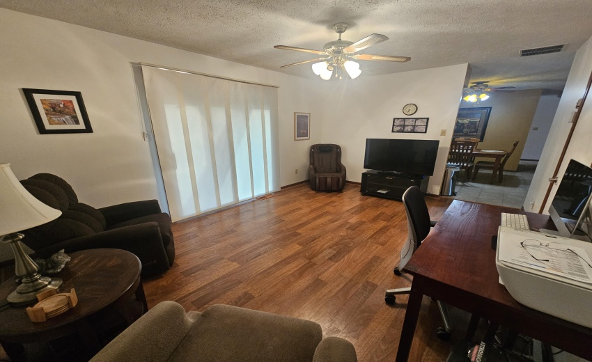Brown Bonus Room