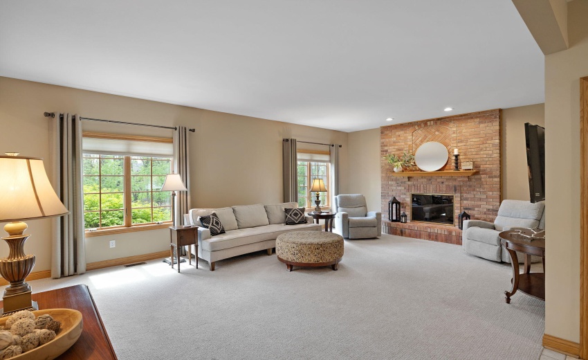 Spacious recreation room