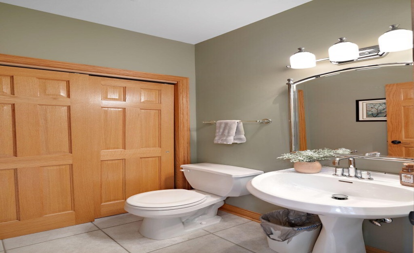 Main floor powder room