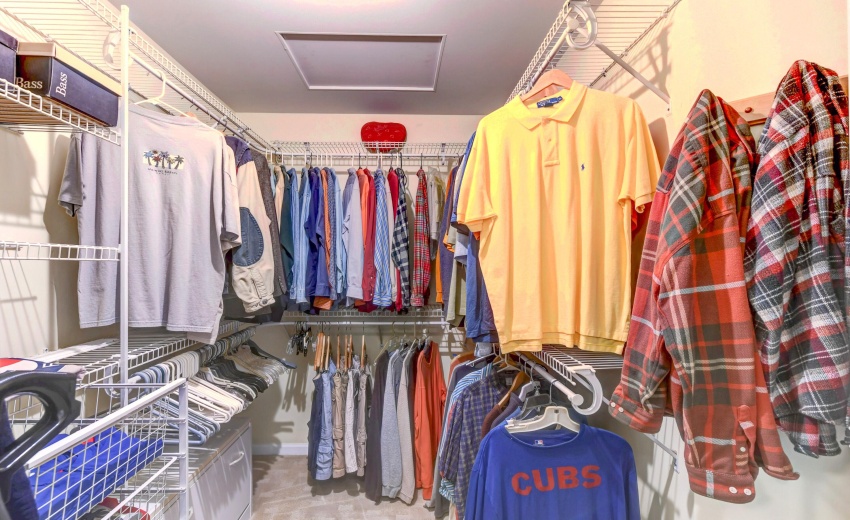 15 Master Closet