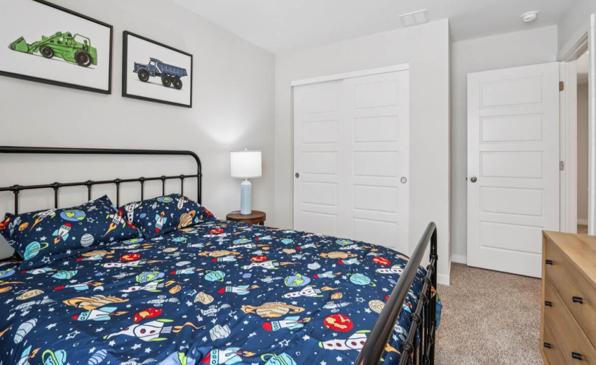 24-web-or-mls-Old Castle Rd-S0201-024