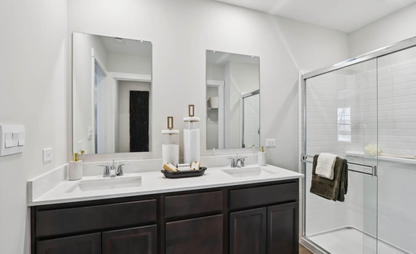 35-web-or-mls-Old Castle Rd-S0201-035