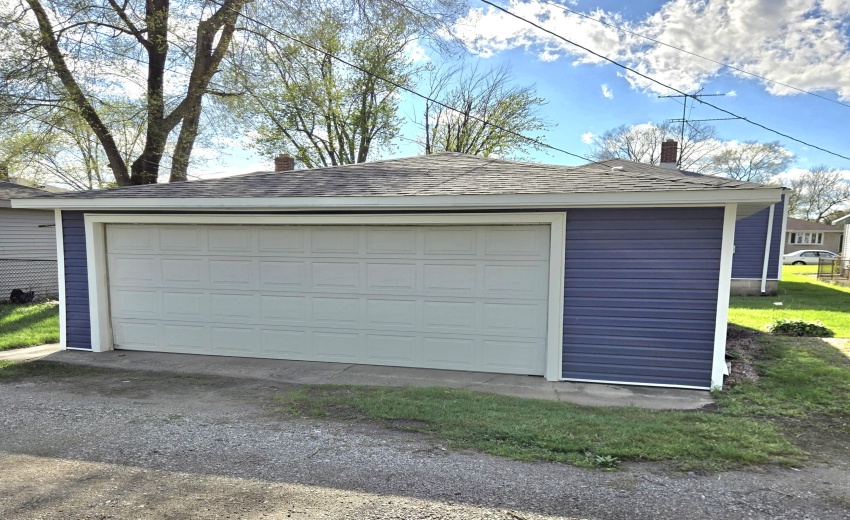 4947 Madison Garage 2