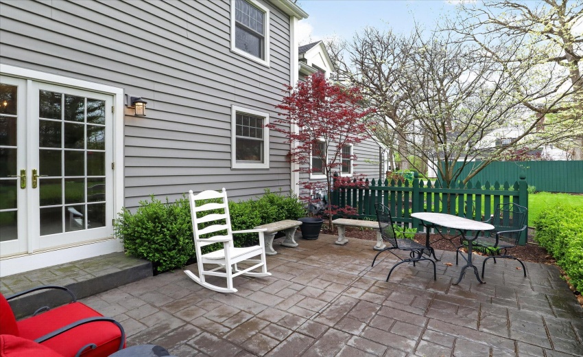 39-456-E-650-S-WindowStill