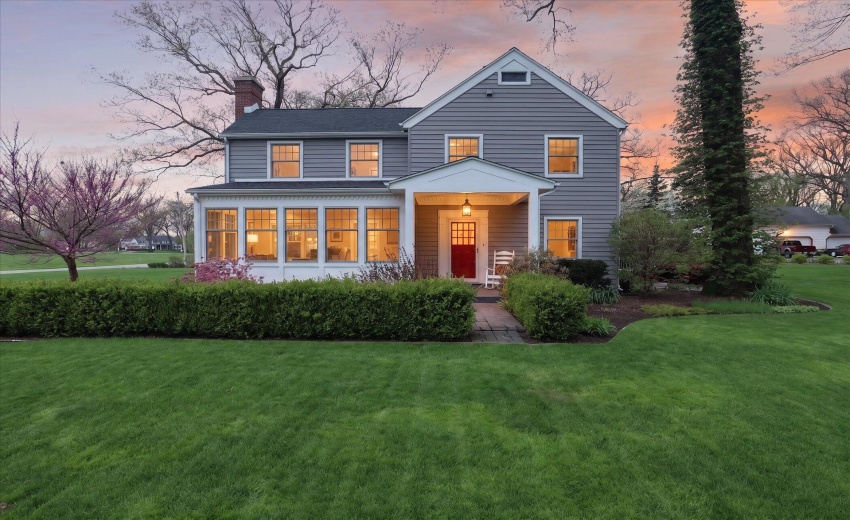 01-456-E-650-S-WindowStill