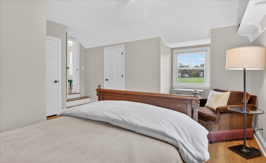 25-456-E-650-S-WindowStill