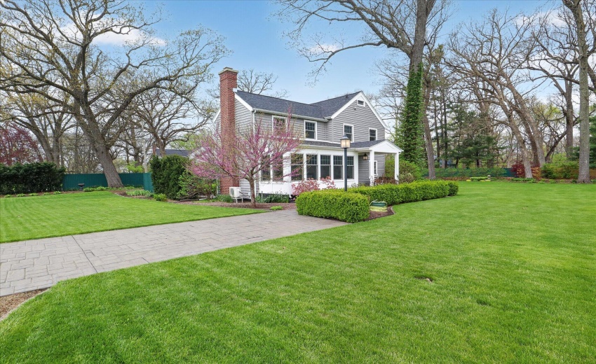 02-456-E-650-S-WindowStill