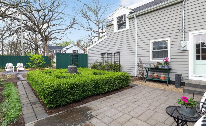 36-456-E-650-S-WindowStill