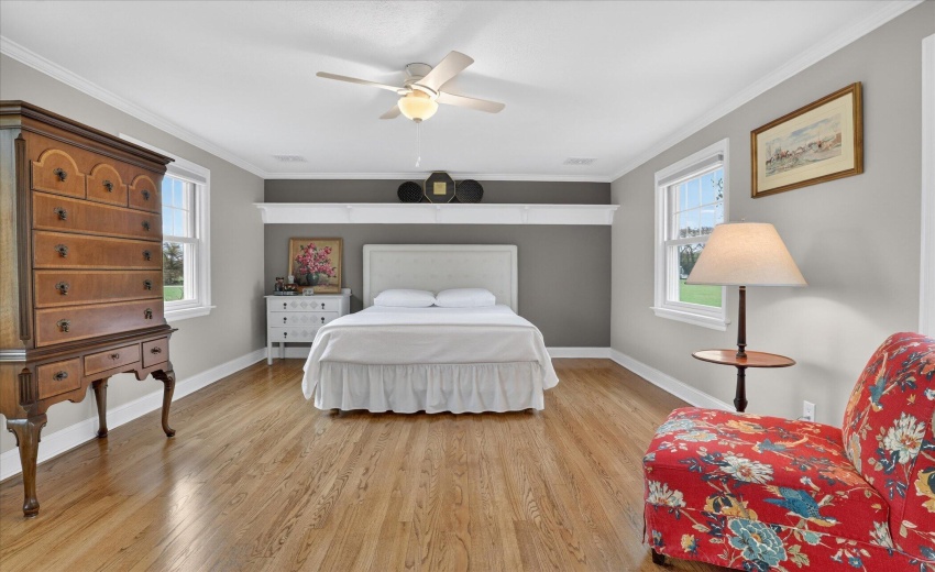 26-456-E-650-S-WindowStill