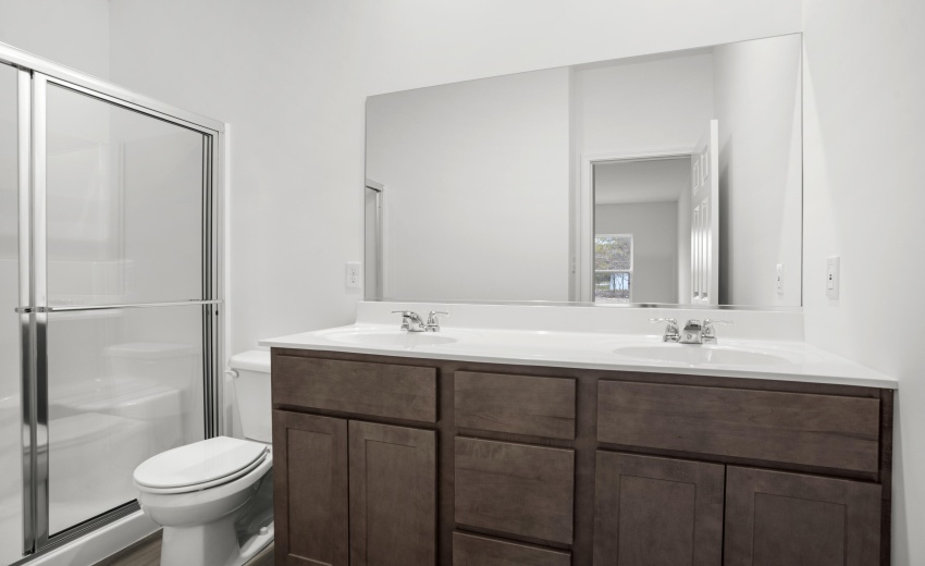 Dogwood Primary Bathroom