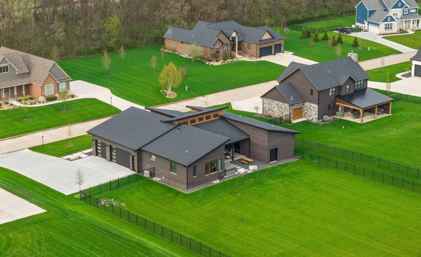 114-web-or-mls-DJI_20260415165227_0927_D