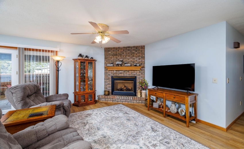 23 S ILLINOIS ST REMINGTON-4