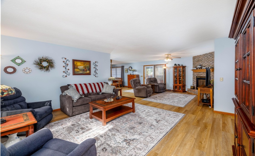 23 S ILLINOIS ST REMINGTON-1