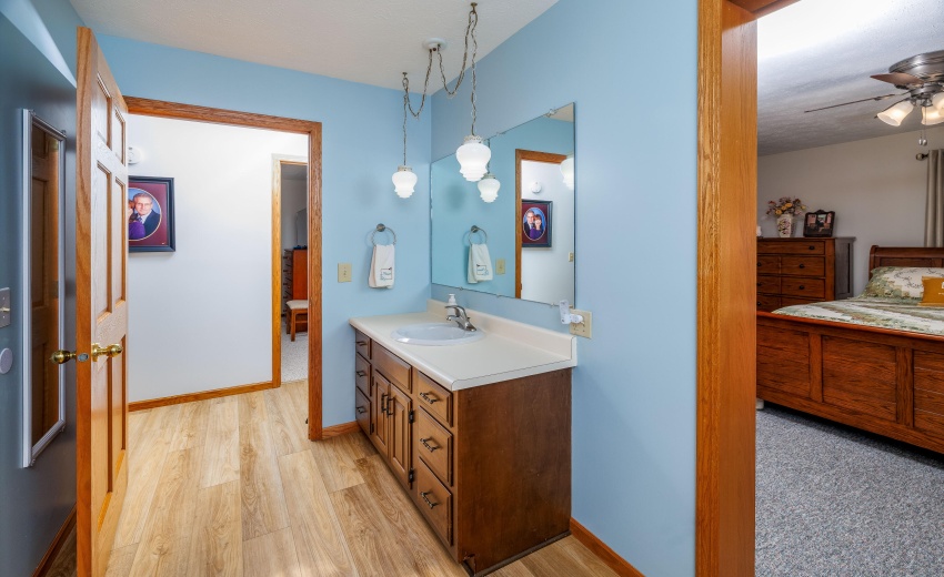 23 S ILLINOIS ST REMINGTON-18