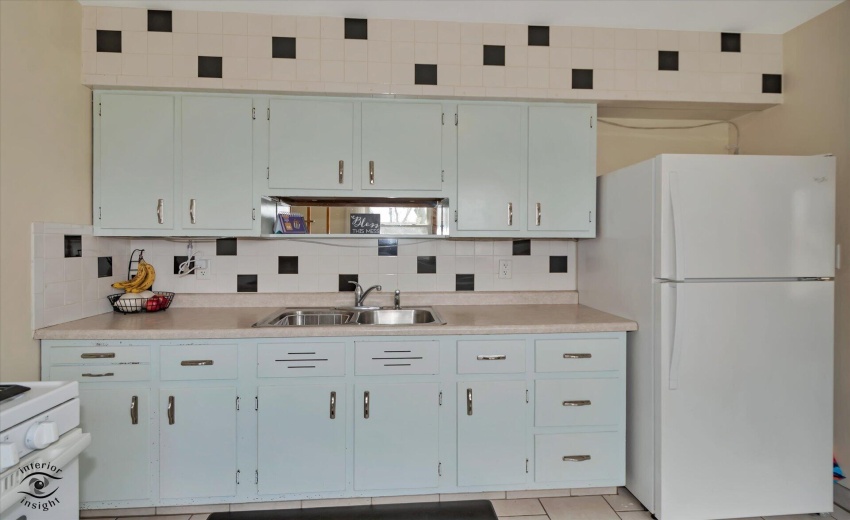 10-Kitchen