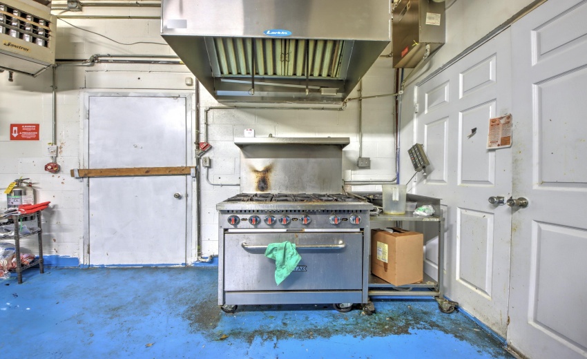 IMG_0730_1_2_3_4_5Interior 3