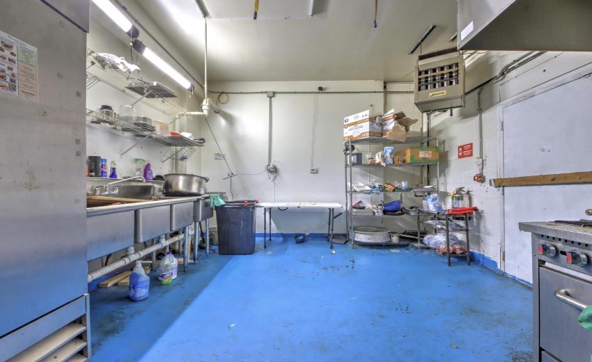 IMG_0718_19_20_21_22_23Interior 3