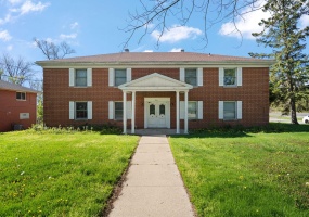 135 57th Avenue, Merrillville, Indiana, 8 Bedrooms Bedrooms, 16 Rooms Rooms,4 BathroomsBathrooms,Residential Income,For Sale,57th,NRA837842