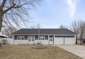 7944 Harrison Avenue, Munster, Indiana, 5 Bedrooms Bedrooms, 12 Rooms Rooms,3 BathroomsBathrooms,Residential,For Sale,Harrison,NRA835012