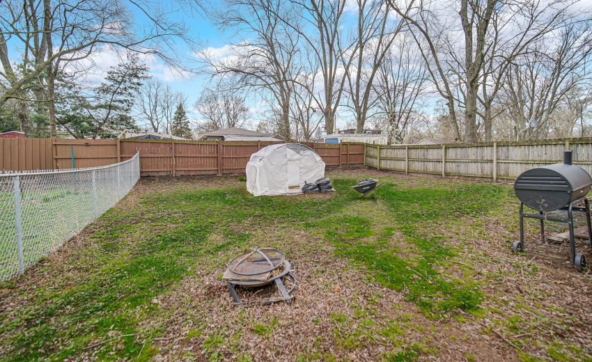 Fenced Yard