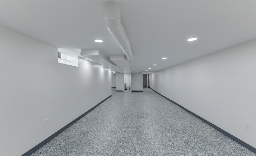 6525 Kennedy-22